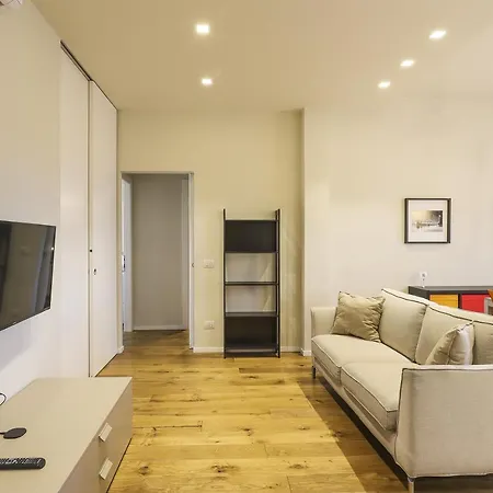Dalla Giulia - A/C, Wi-Fi, Private Parking - Sweet Dreams In Florence Exterior photo